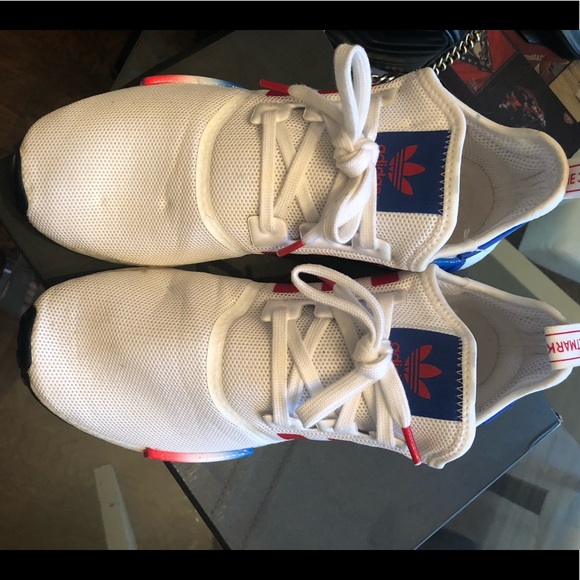 Adidas NMD R1 - Picture 2 of 4